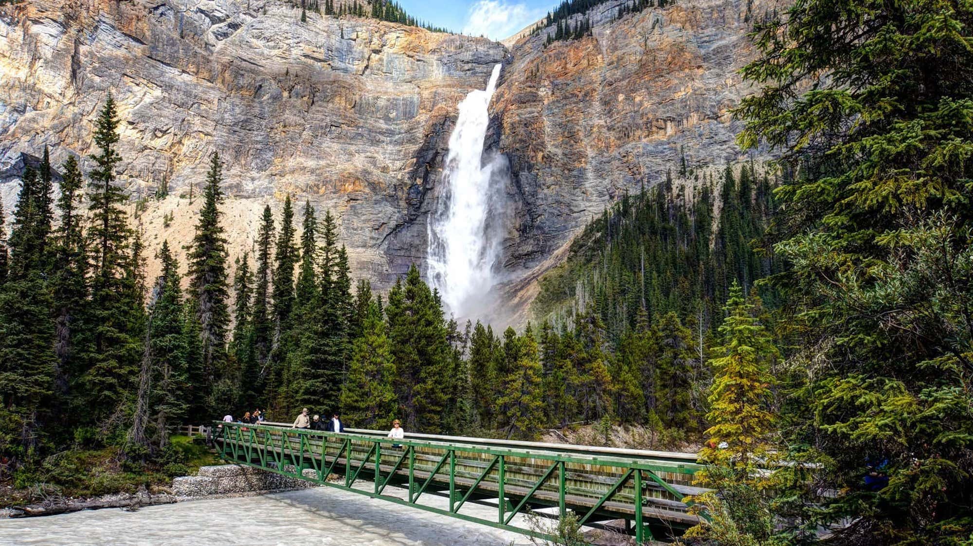 Discover the best waterfall hikes in the Bow Valley area